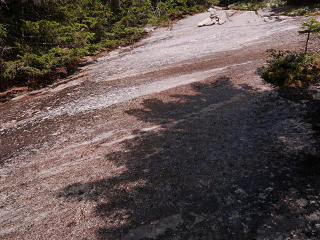 Wet slanted slabs