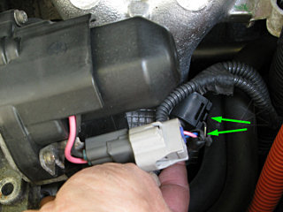 tps/etcs wire harness retainer clip