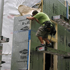 Sawing foam to the roof angle