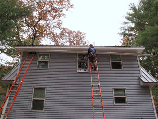 Aligning rear gutter