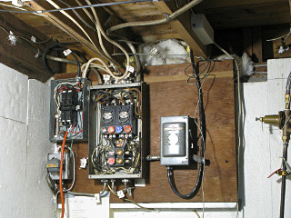 Old 60A electrical panel
