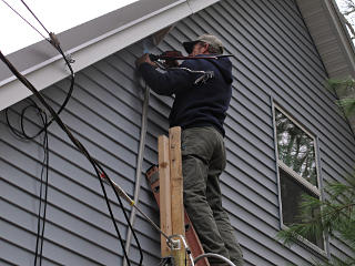 Attaching the weatherhead