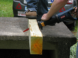 Sawing condenser base timber