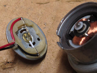 Flimsy motor brush assembly