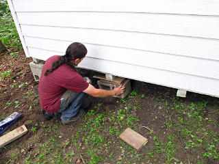 Blocks along edges midway