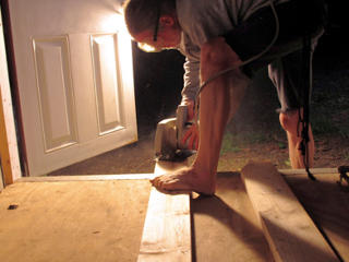 Cutting angles to fit under roofline