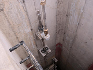 Floodgate mechanism