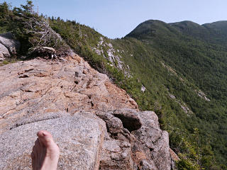 Bare cliffs along Lafayette ridge