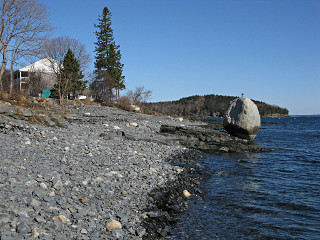 balanced rock, near Bar Harbor Inn