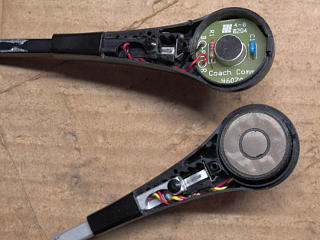 Dynamic and electret microphone elements