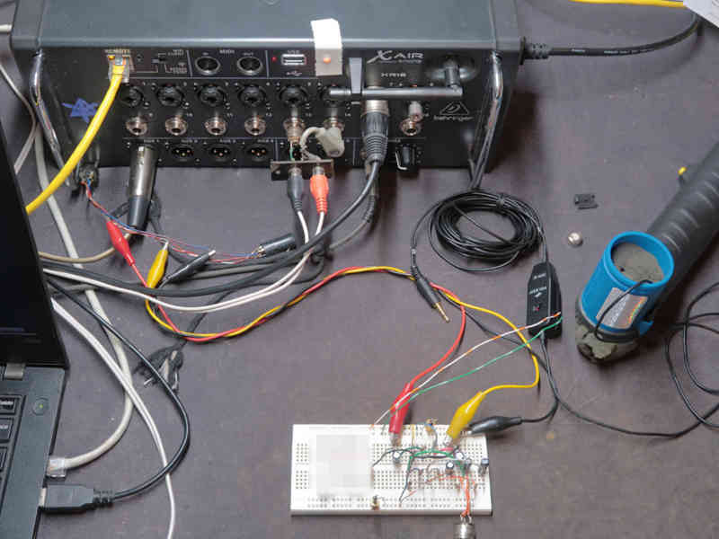 Testing different phantom-power circuits