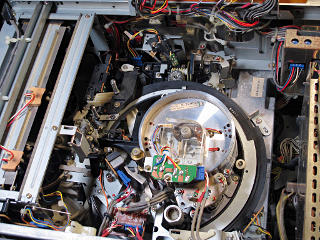 Guts of a U-matic deck