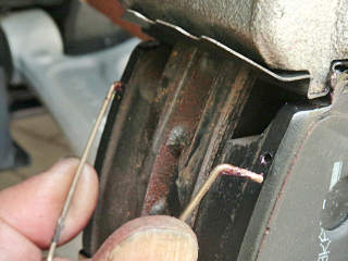 Retraction springs
