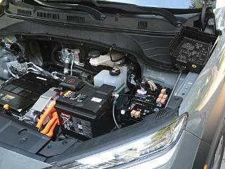 Kona under-hood, a lot of space