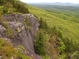 Out to the eastern cliffs