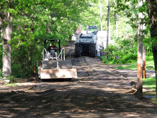 Preliminary roller compaction