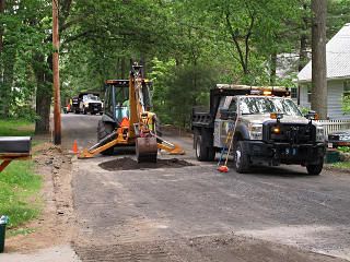 Lowering hole surface