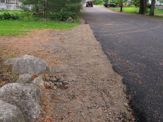 Temporary berm filler